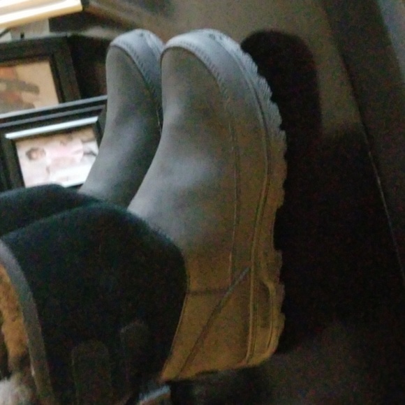 BOOT - Picture 2 of 4